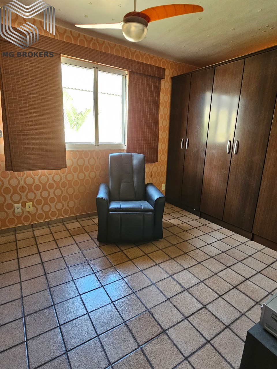 Casa de Condomínio à venda com 4 quartos, 400m² - Foto 27