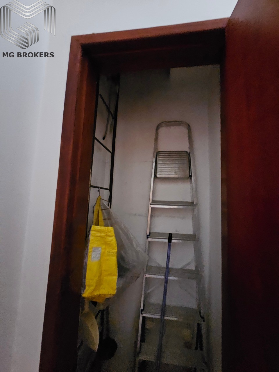 Casa de Condomínio à venda com 4 quartos, 400m² - Foto 33