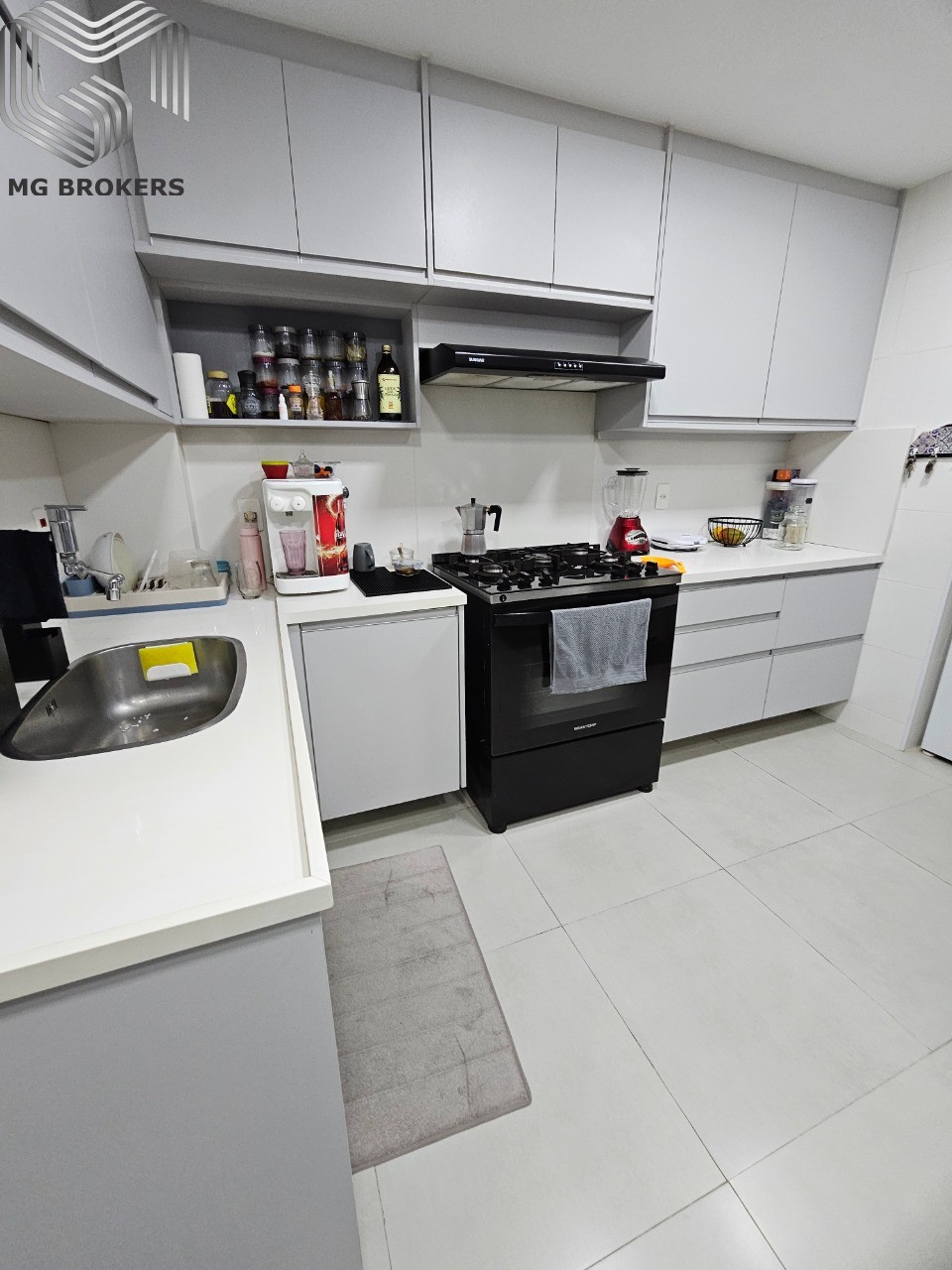 Apartamento à venda com 3 quartos, 135m² - Foto 19