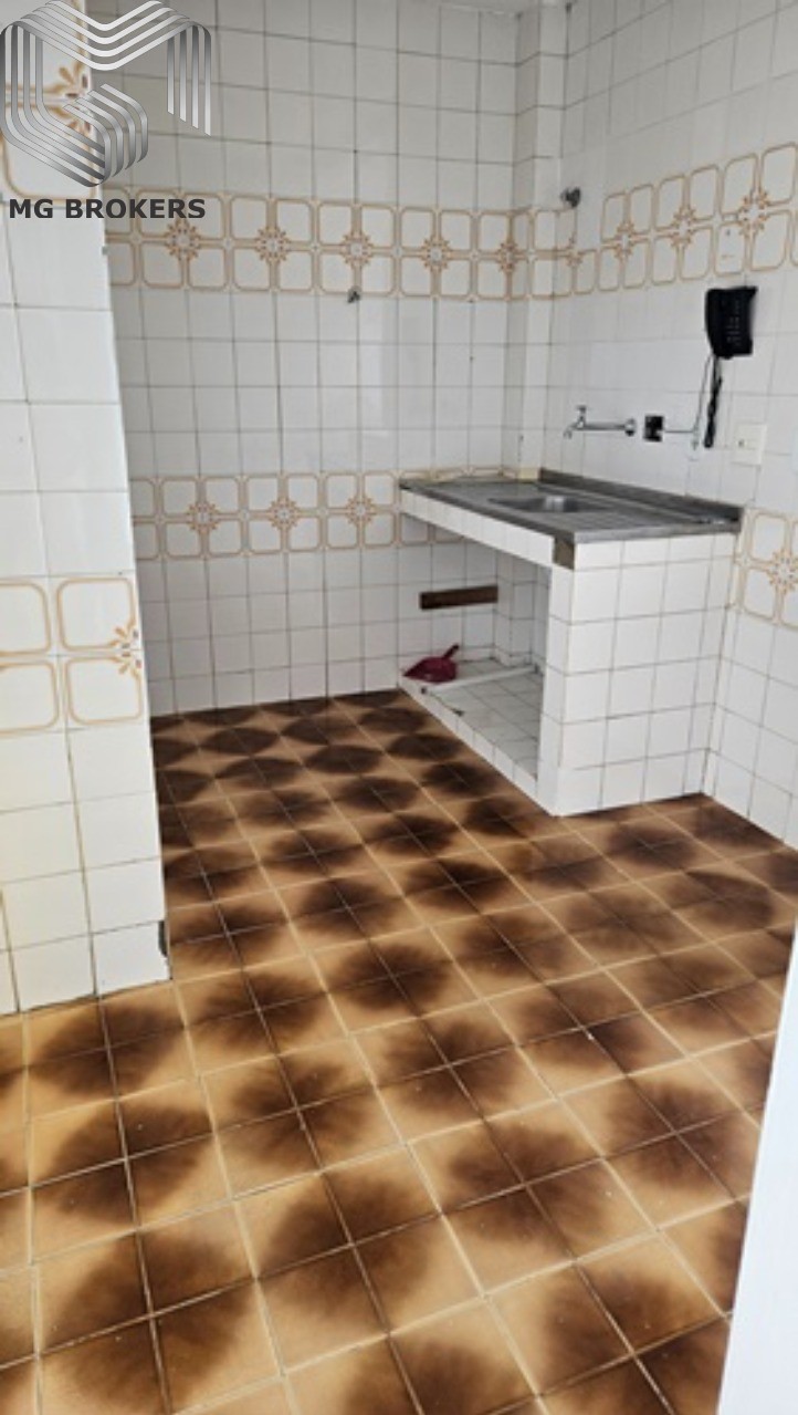 Apartamento à venda com 2 quartos, 67m² - Foto 2