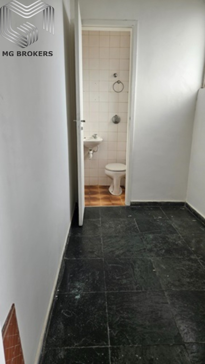 Apartamento à venda com 2 quartos, 67m² - Foto 4