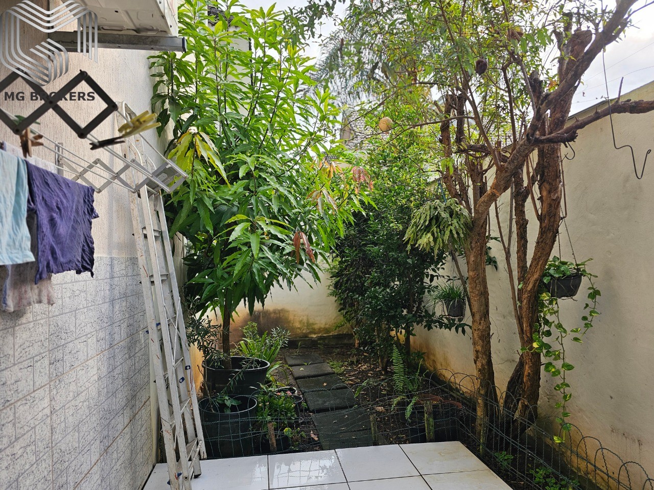 Casa de Condomínio à venda com 4 quartos, 240m² - Foto 11