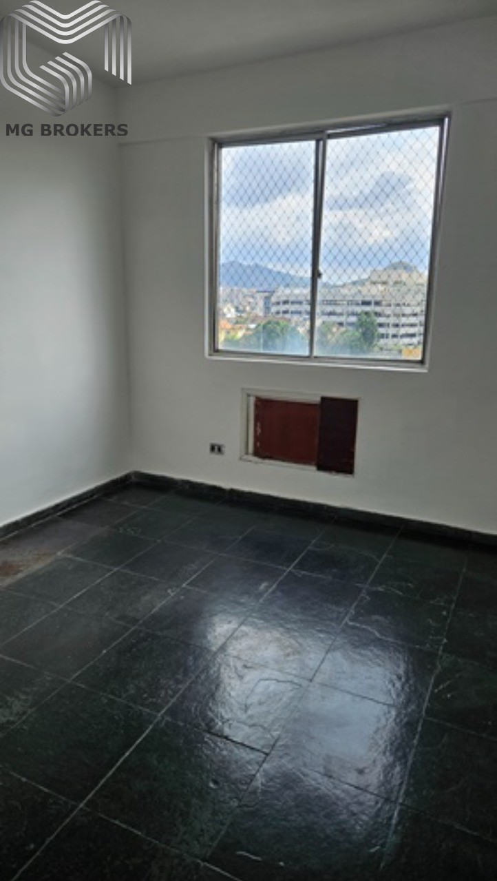 Apartamento à venda com 2 quartos, 67m² - Foto 14