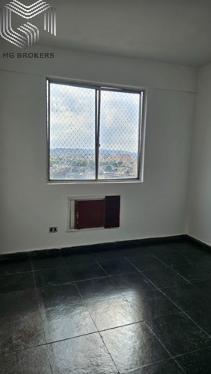 Apartamento à venda com 2 quartos, 67m² - Foto 13