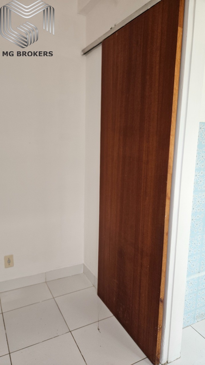 Apartamento à venda com 2 quartos, 65m² - Foto 10