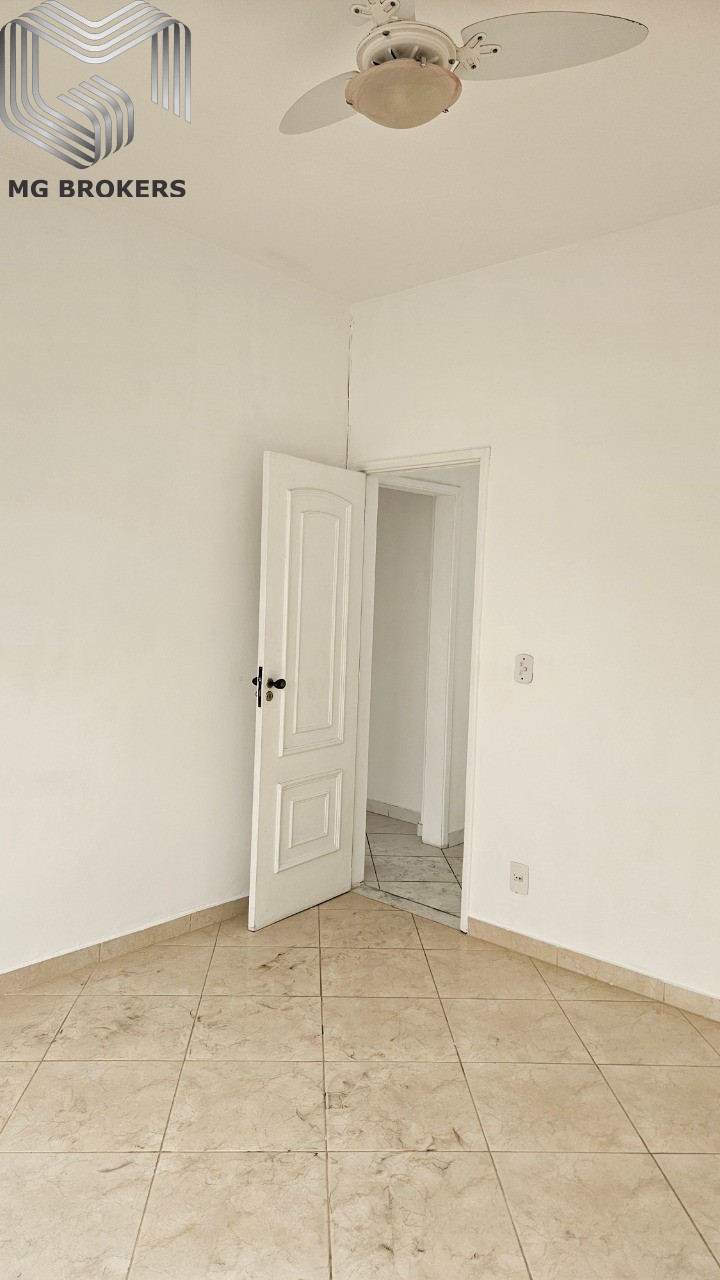 Apartamento à venda com 2 quartos, 65m² - Foto 15