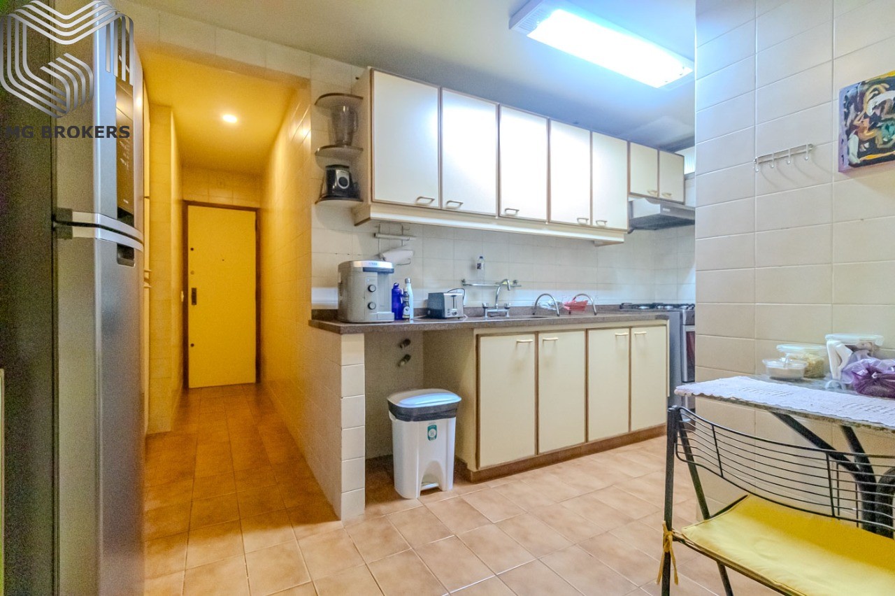 Apartamento à venda com 3 quartos, 137m² - Foto 8