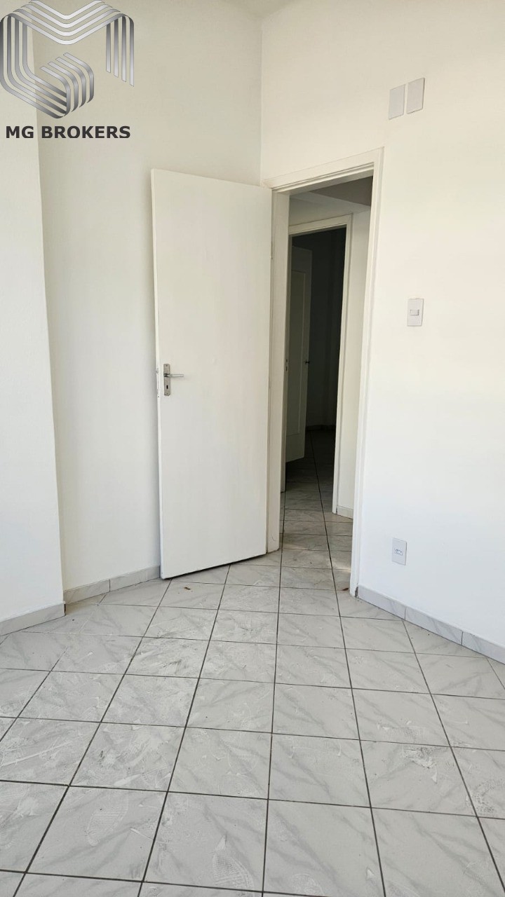 Apartamento à venda com 3 quartos, 82m² - Foto 7