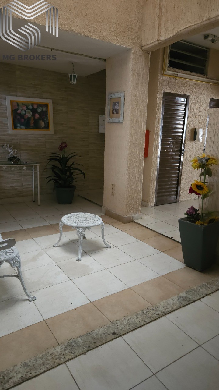 Apartamento à venda com 2 quartos, 65m² - Foto 28