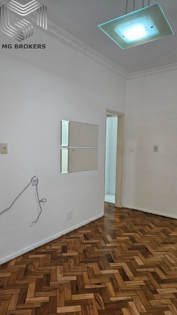 Apartamento à venda com 2 quartos, 70m² - Foto 6