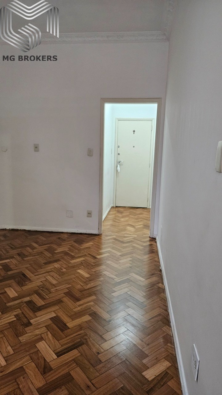 Apartamento à venda com 2 quartos, 70m² - Foto 5