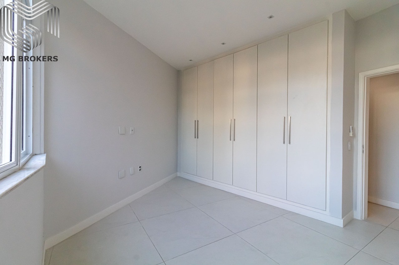 Apartamento à venda com 3 quartos, 112m² - Foto 30