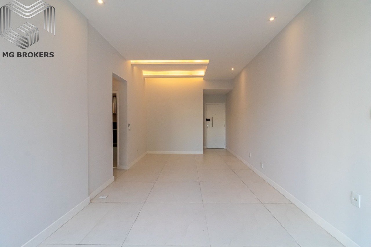 Apartamento à venda com 3 quartos, 112m² - Foto 19