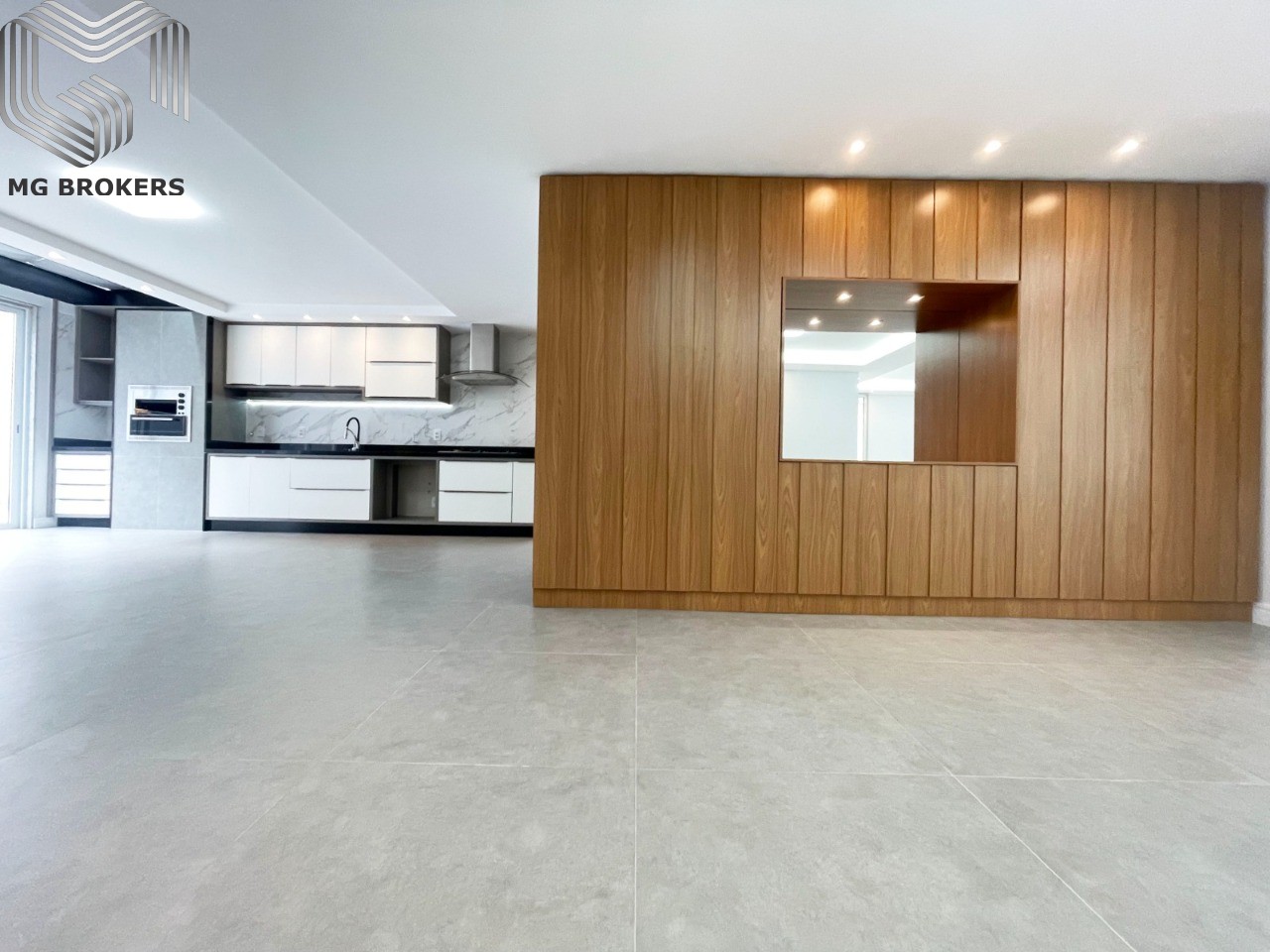 Casa, 5 quartos, 380 m² - Foto 1