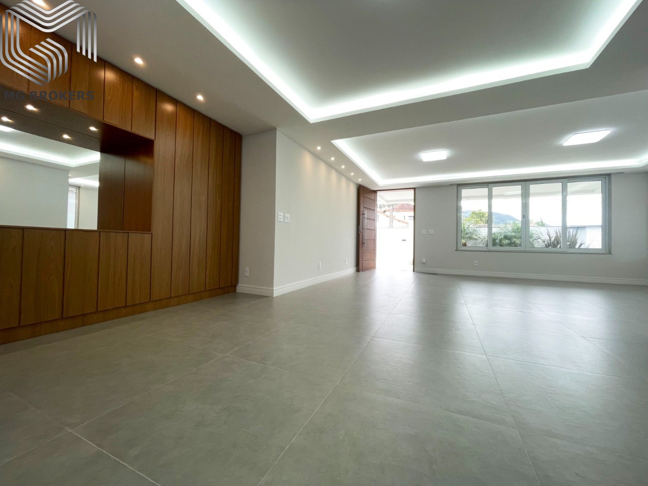 Casa, 5 quartos, 380 m² - Foto 2