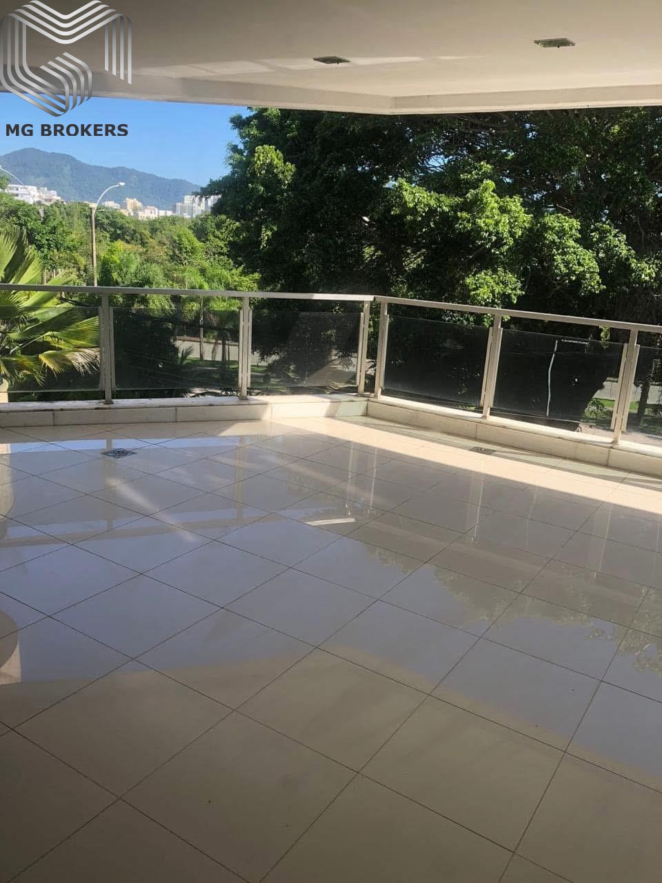 Apartamento, 3 quartos, 193 m² - Foto 2