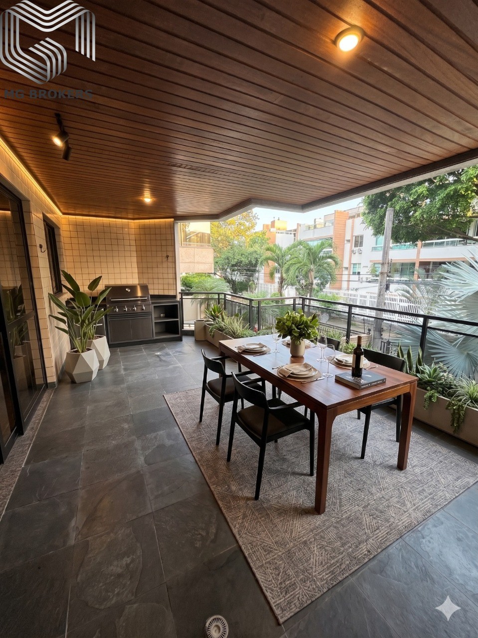 Apartamento, 3 quartos, 151 m² - Foto 2