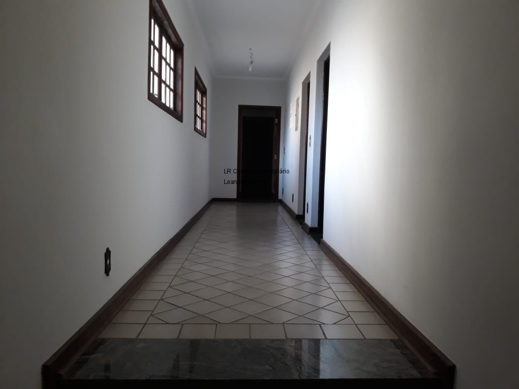 Casa à venda com 3 quartos, 2000m² - Foto 16