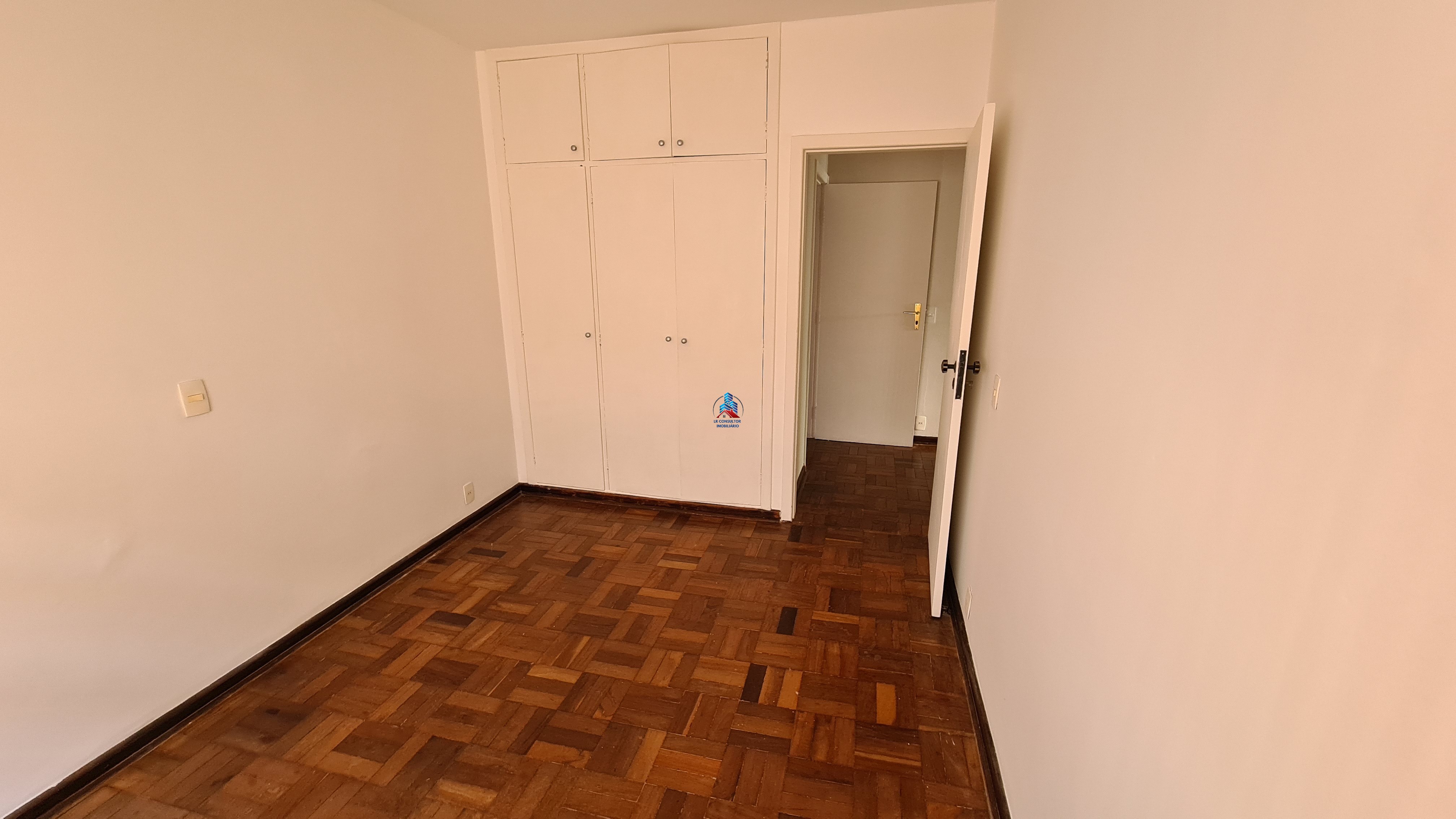 Casa à venda com 4 quartos, 400m² - Foto 19