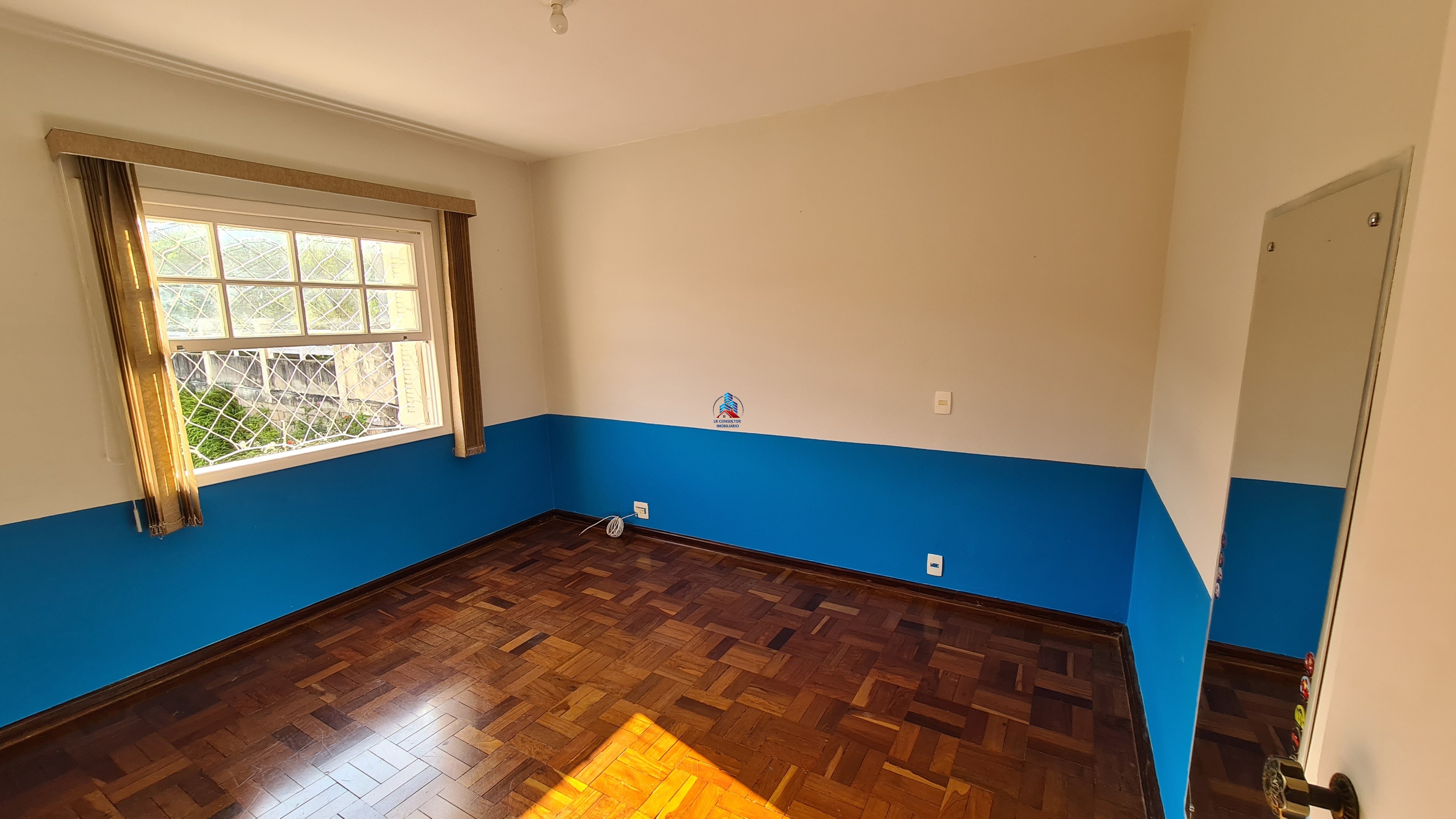 Casa à venda com 4 quartos, 400m² - Foto 22