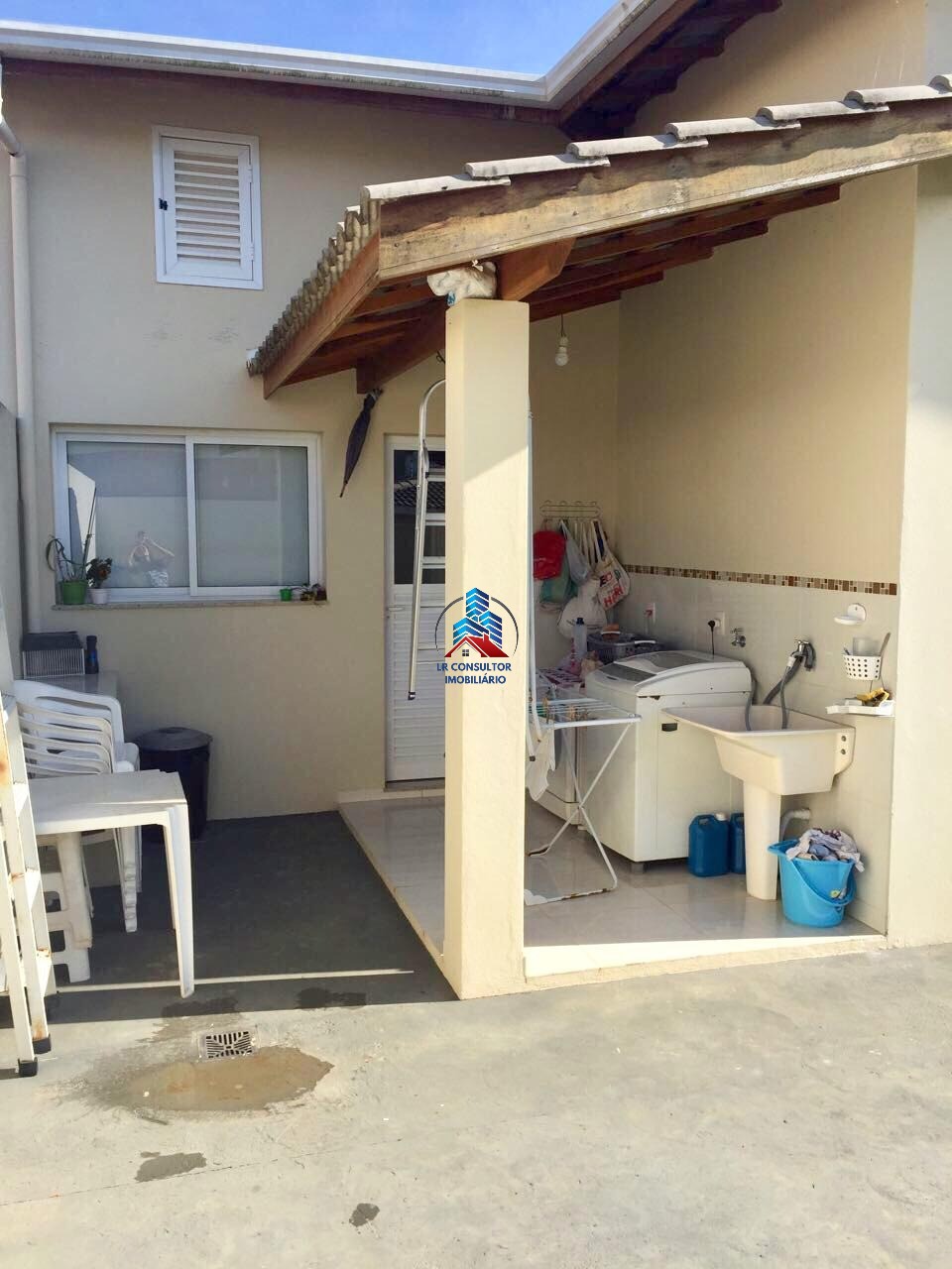 Casa à venda com 3 quartos, 250m² - Foto 17