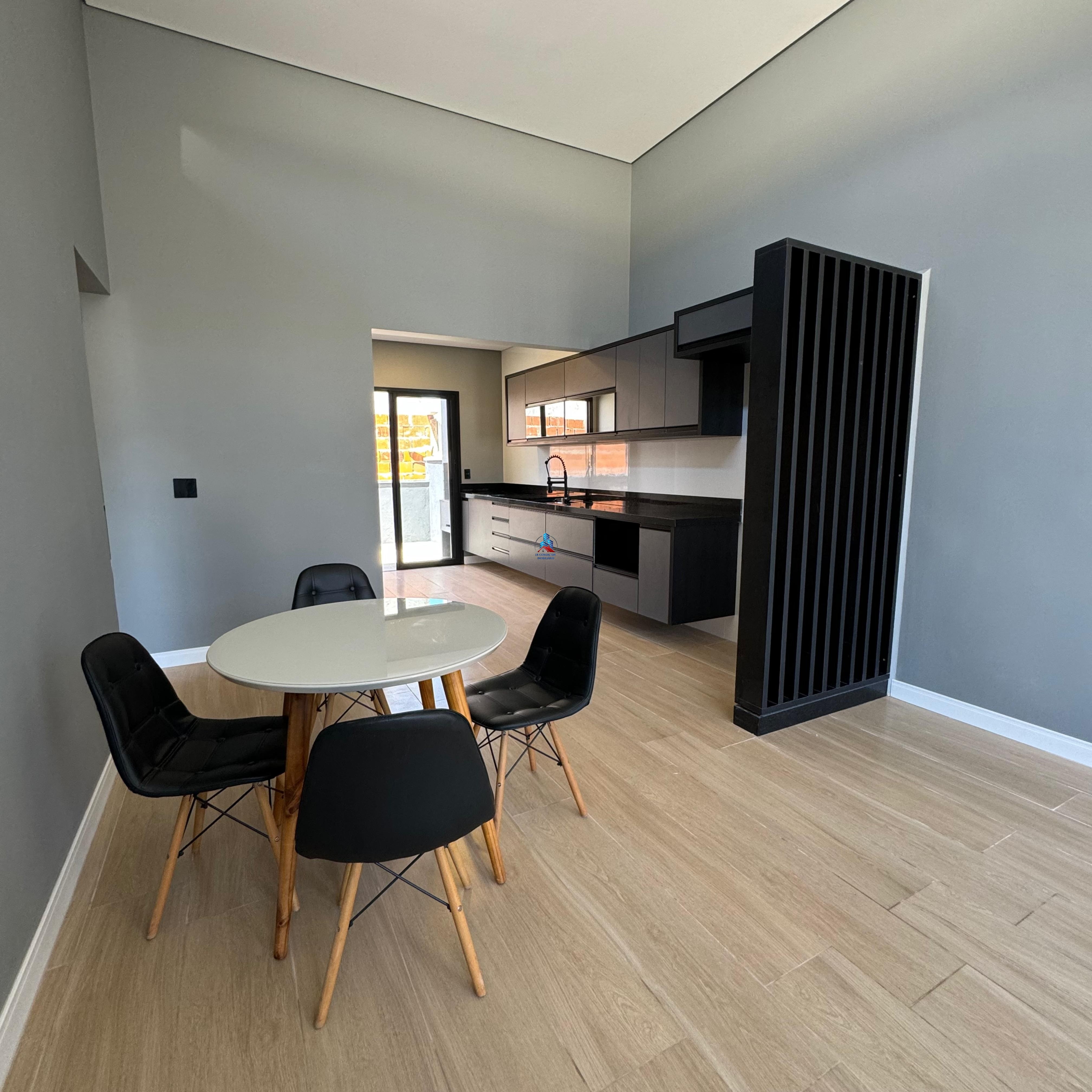 Casa à venda com 3 quartos, 83m² - Foto 3