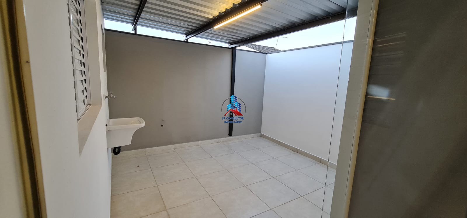 Casa à venda com 3 quartos, 140m² - Foto 14