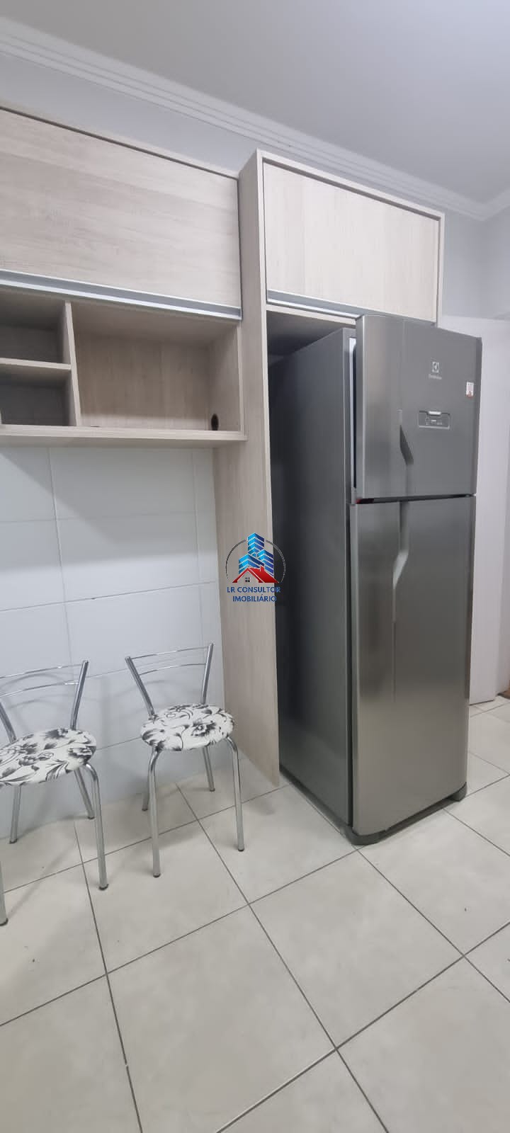 Apartamento à venda com 2 quartos, 76m² - Foto 5