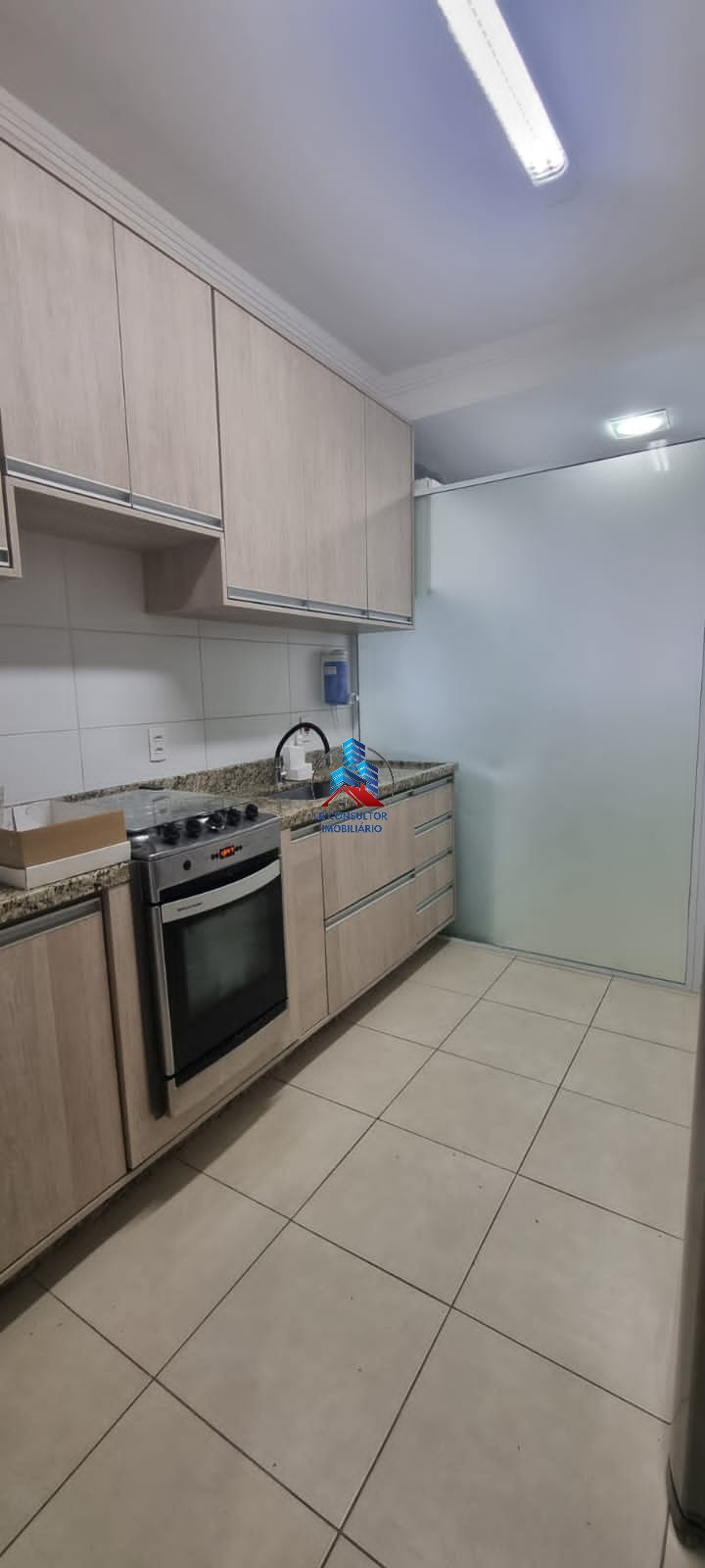 Apartamento à venda com 2 quartos, 76m² - Foto 4