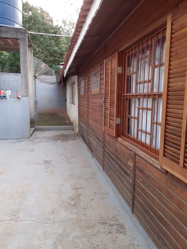 Chácara à venda com 3 quartos, 1168m² - Foto 3