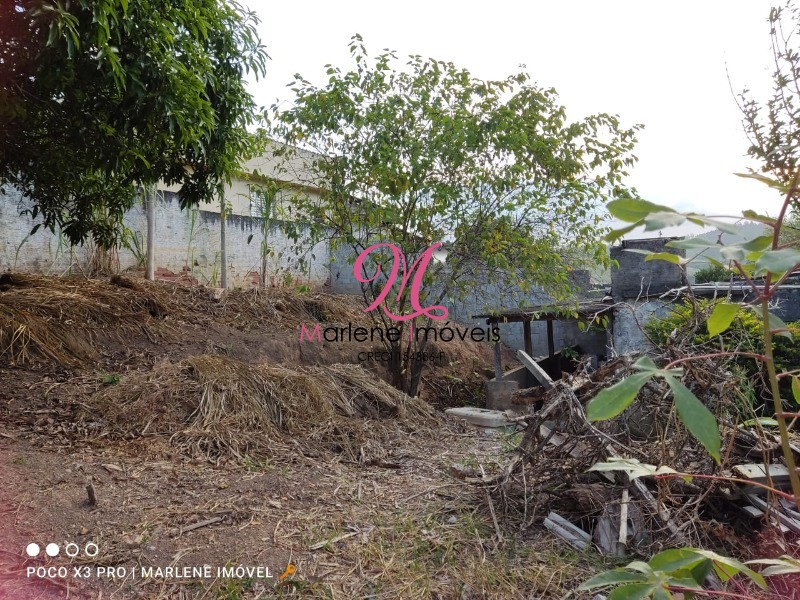 Terreno à venda com 1 quarto, 500m² - Foto 1