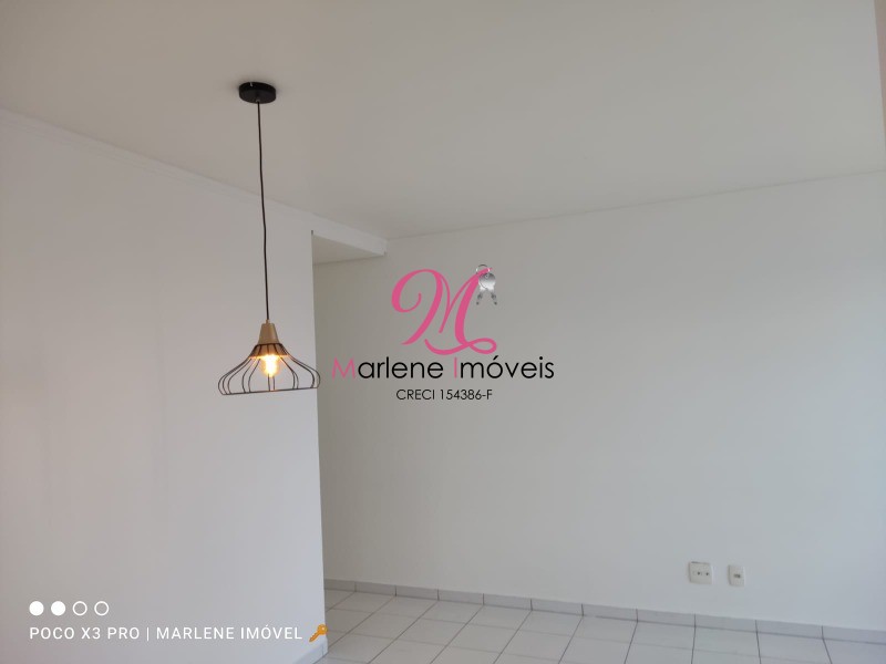 Apartamento à venda com 2 quartos, 76m² - Foto 4