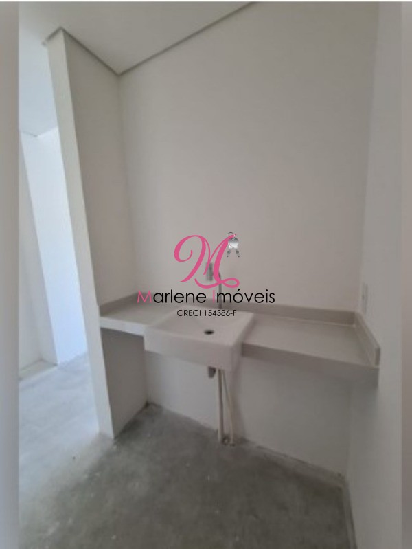 Apartamento à venda com 3 quartos, 1m² - Foto 29