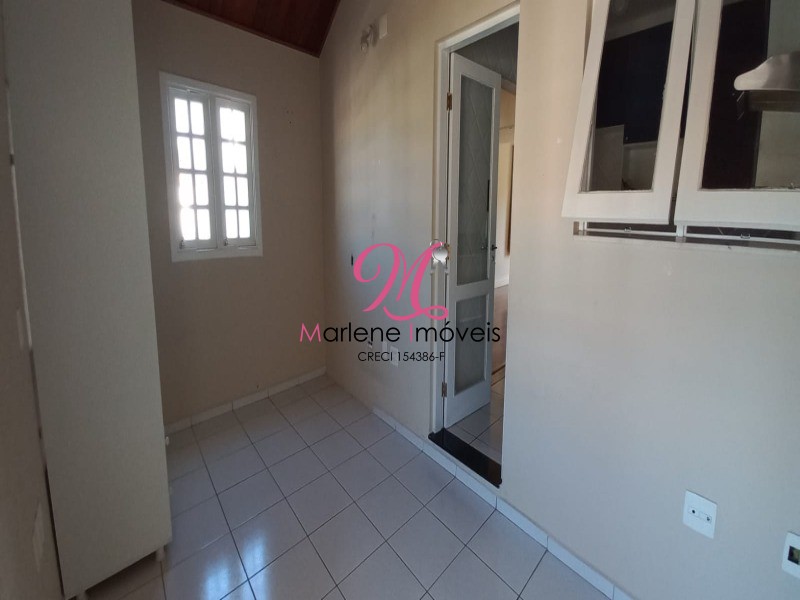 Casa à venda com 3 quartos, 170m² - Foto 15