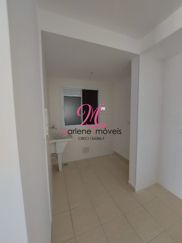 Apartamento à venda com 2 quartos, 61m² - Foto 7