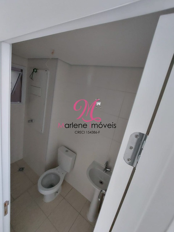 Apartamento à venda com 2 quartos, 61m² - Foto 9