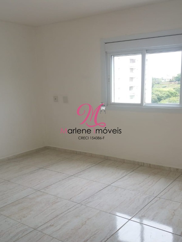 Apartamento à venda com 2 quartos, 60m² - Foto 3