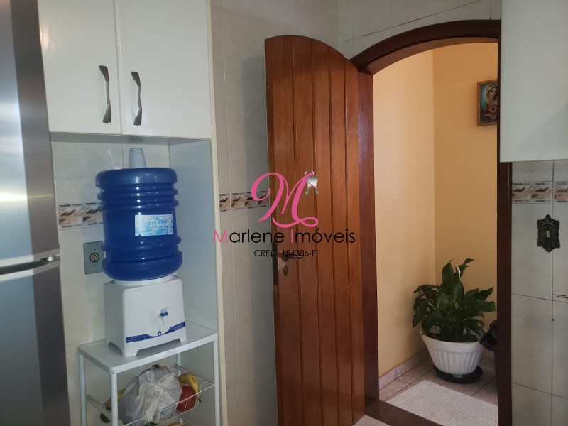 Casa à venda com 3 quartos, 137m² - Foto 15