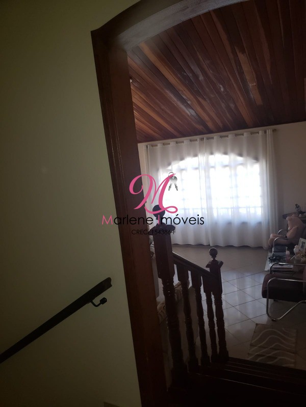 Casa à venda com 3 quartos, 137m² - Foto 10