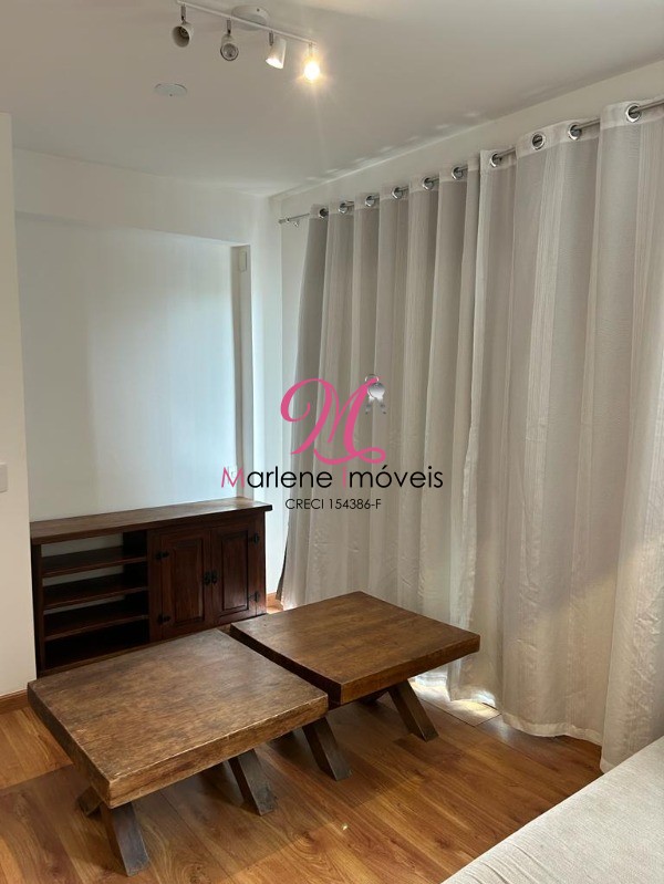 Apartamento para alugar com 1 quarto, 55m² - Foto 9