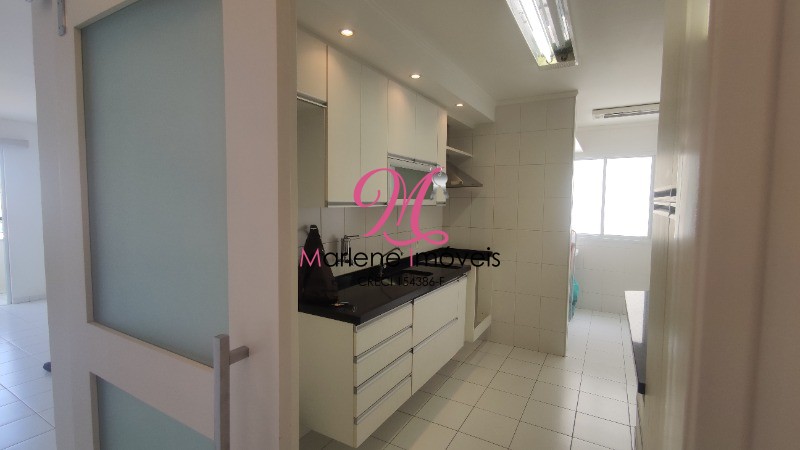 Apartamento para alugar com 2 quartos, 75m² - Foto 7