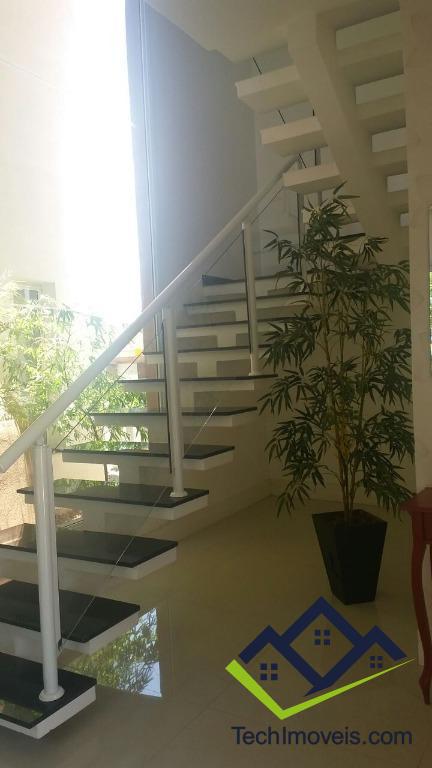 Casa à venda com 4 quartos, 350m² - Foto 33