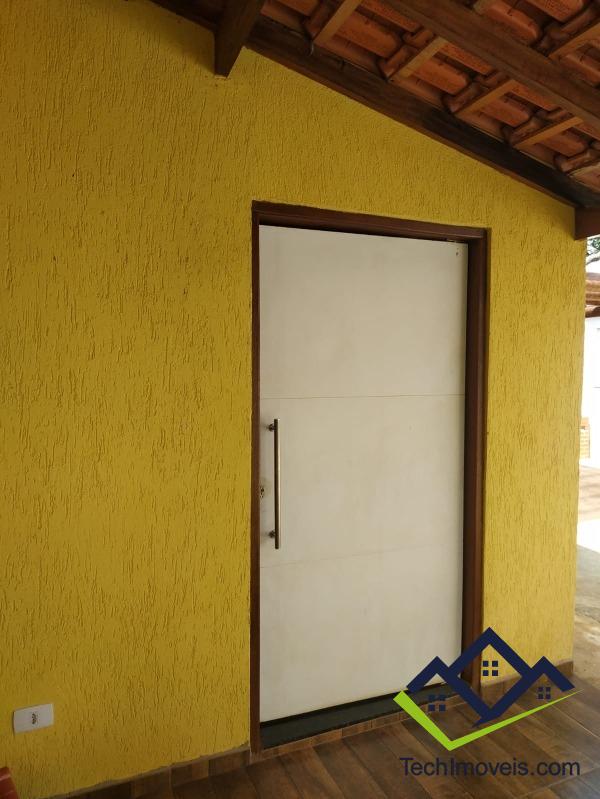 Chácara à venda com 2 quartos, 380m² - Foto 2