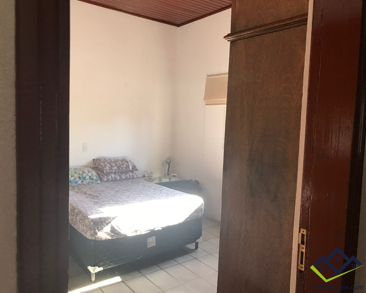 Casa à venda com 3 quartos, 250m² - Foto 15