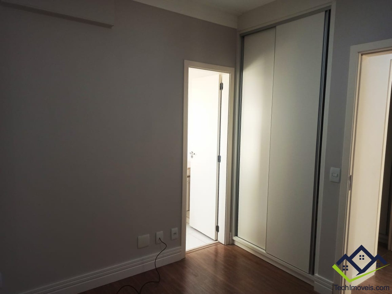 Apartamento à venda com 3 quartos, 118m² - Foto 9