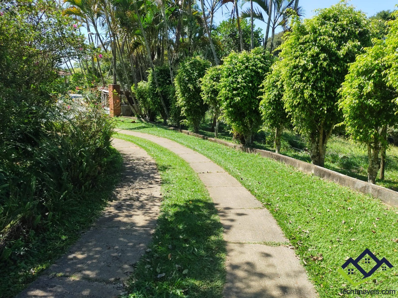 Sítio à venda com 3 quartos, 7m² - Foto 14