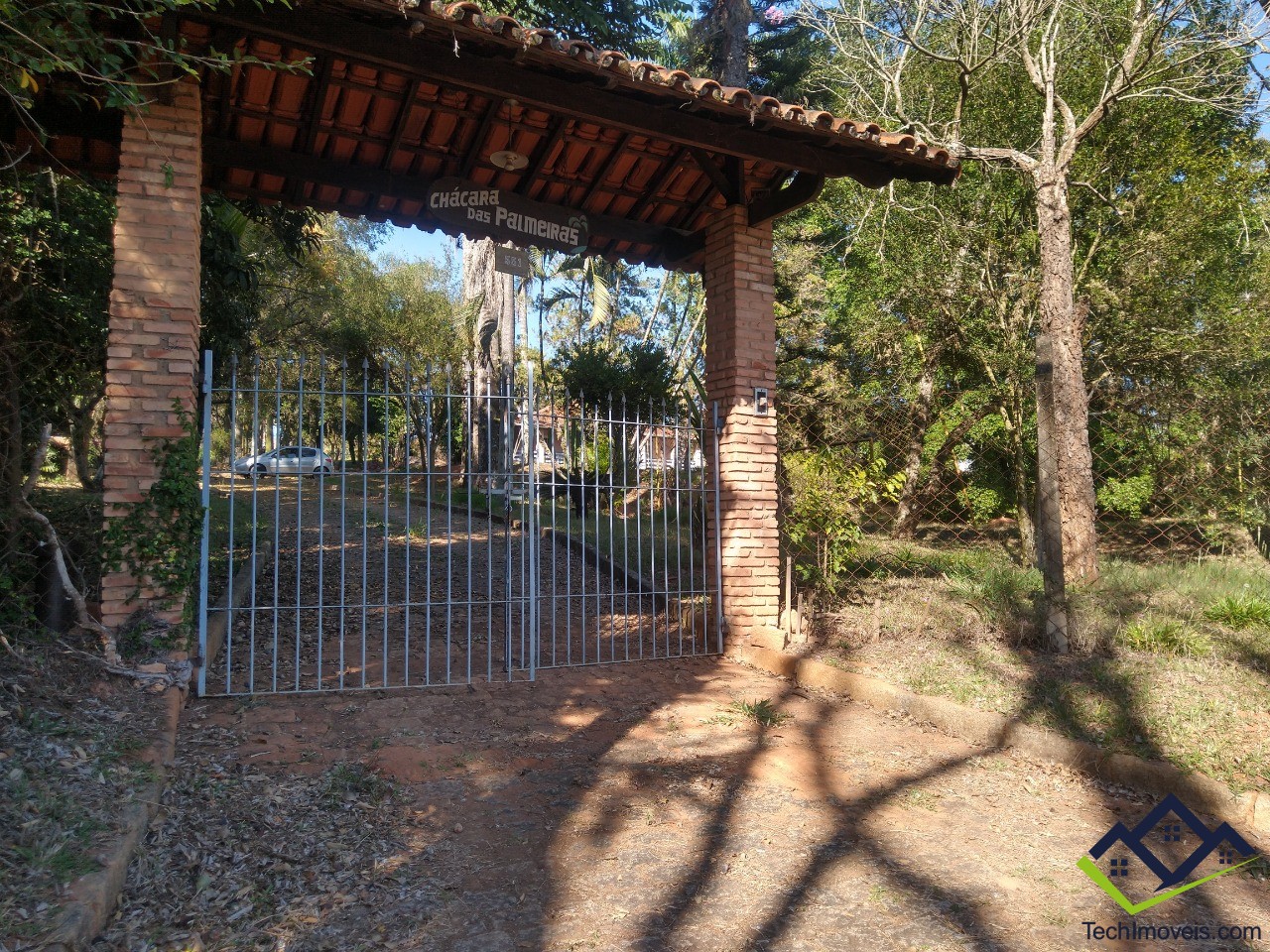 Chácara à venda com 3 quartos, 6000m² - Foto 2