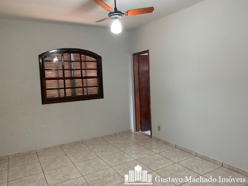 Casa à venda com 4 quartos, 278m² - Foto 13