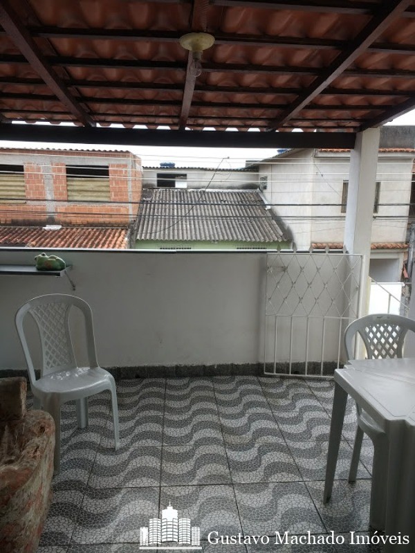 Casa à venda com 5 quartos, 158m² - Foto 15