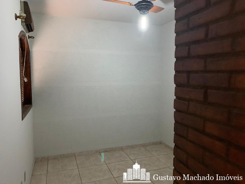 Casa à venda com 4 quartos, 278m² - Foto 12